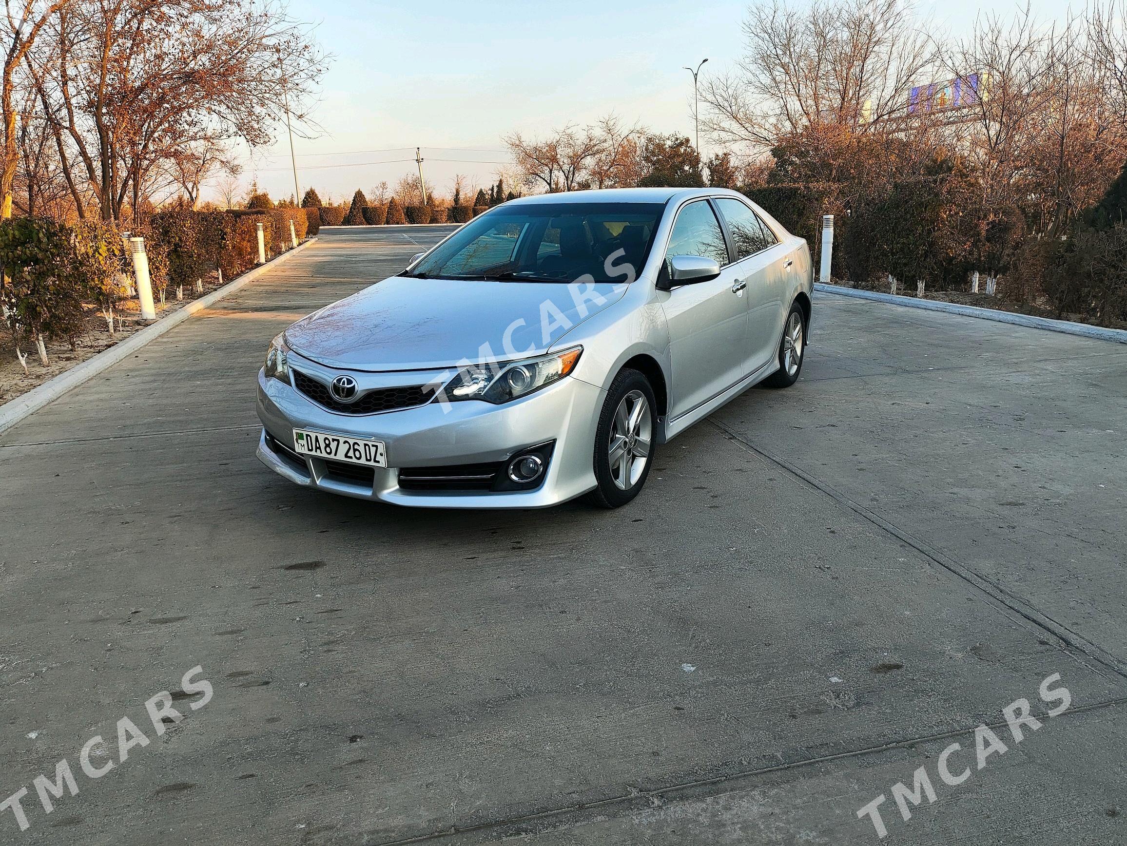 Toyota Camry 2012 - 188 000 TMT - Дашогуз - img 2