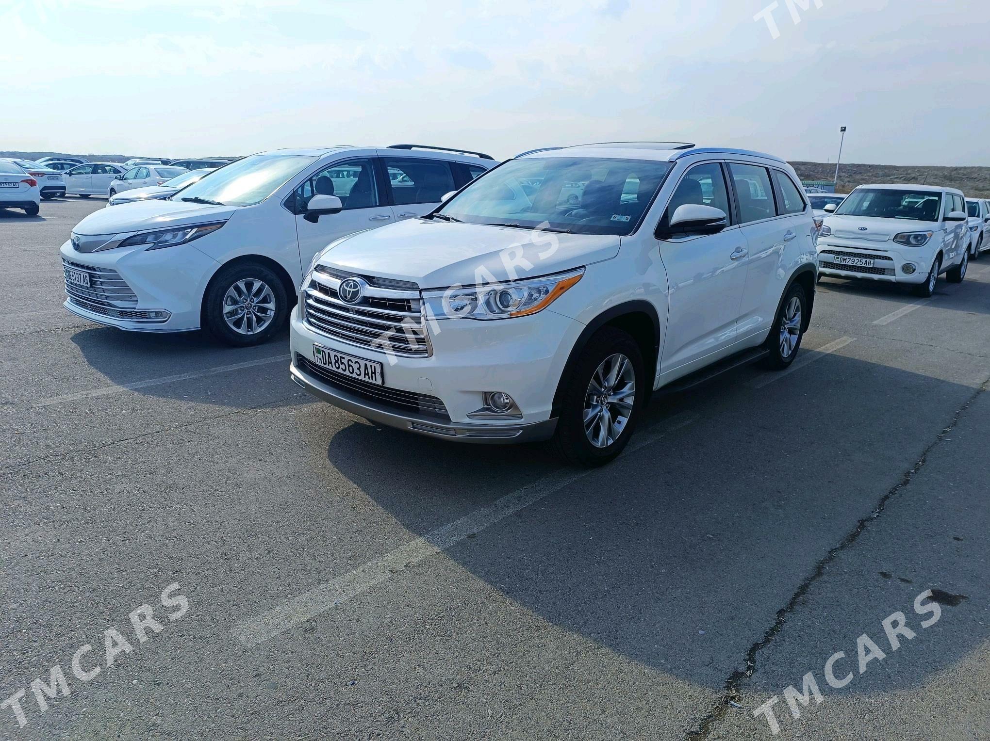 Toyota Highlander 2016 - 400 000 TMT - "Altyn Asyr" Gündogar bazary (Jygyllyk) - img 2