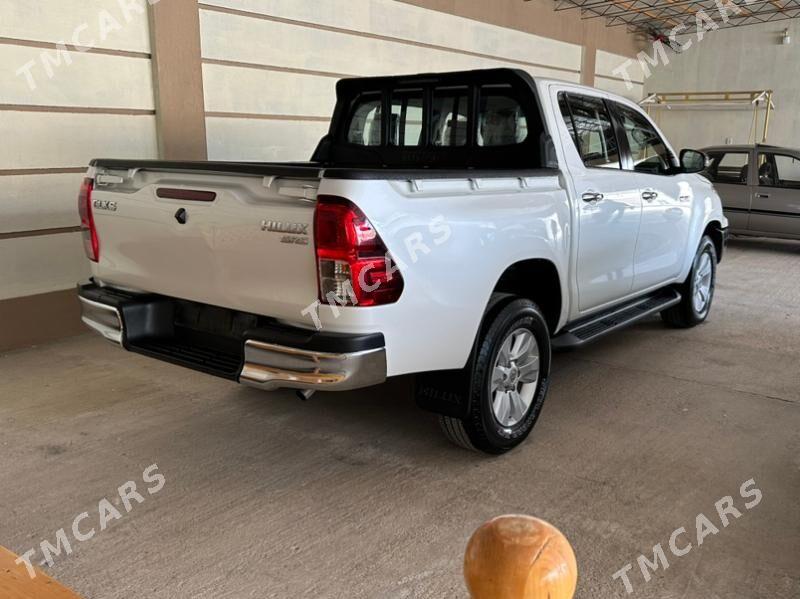 Toyota Hilux 2019 - 560 000 TMT - Türkmenabat - img 6