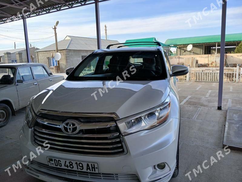 Toyota Highlander 2016 - 430 000 TMT - Кака - img 3