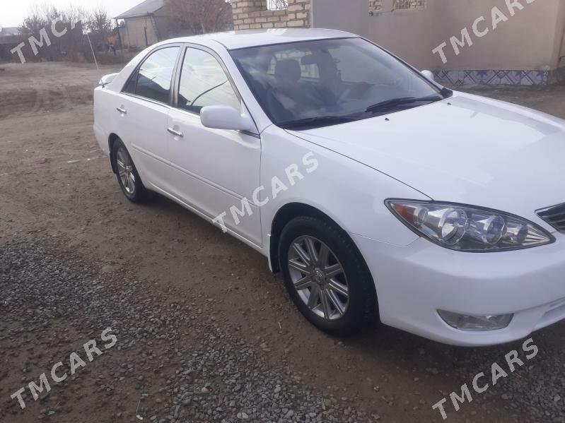 Toyota Camry 2003 - 116 000 TMT - Мары - img 5