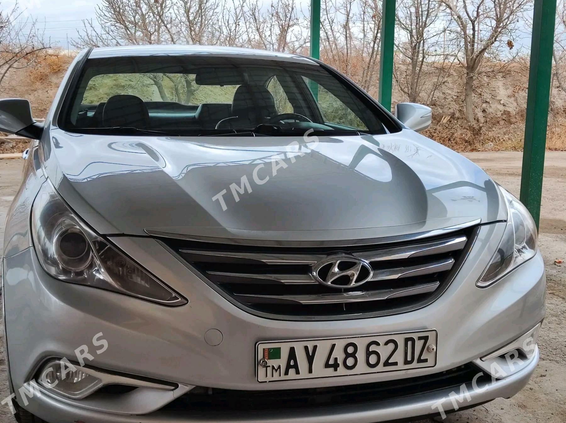 Hyundai Sonata 2011 - 126 000 TMT - Дашогуз - img 4