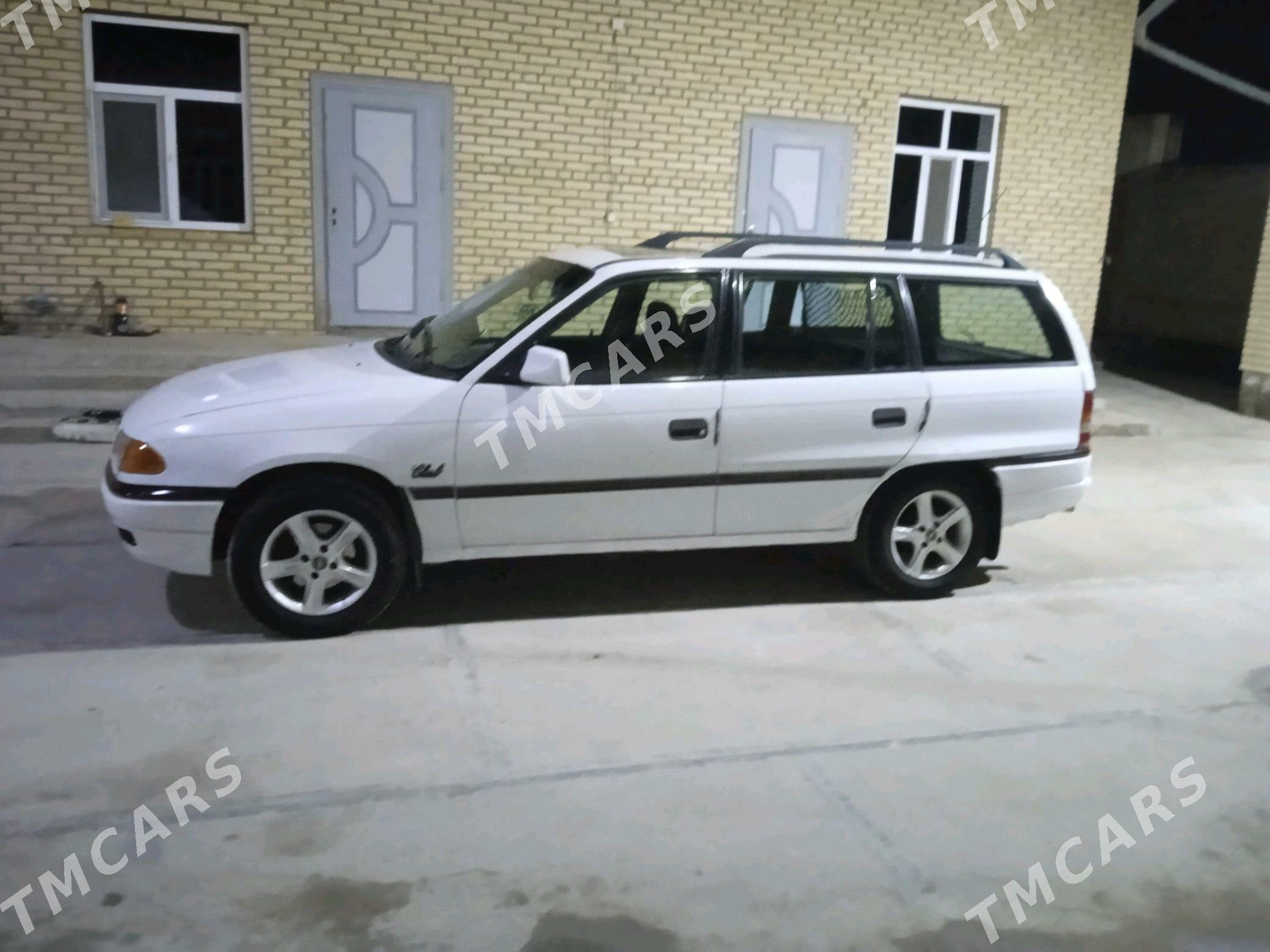 Opel Astra 1993 - 33 000 TMT - Мары - img 6