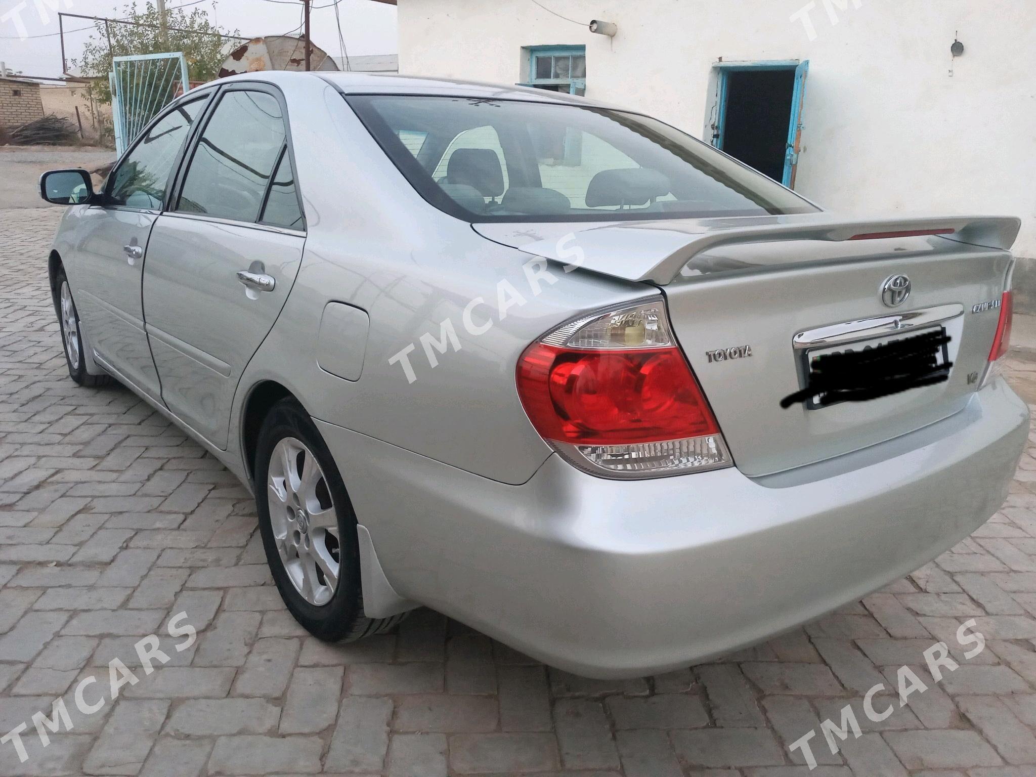 Toyota Camry 2005 - 200 000 TMT - Тагтабазар - img 2