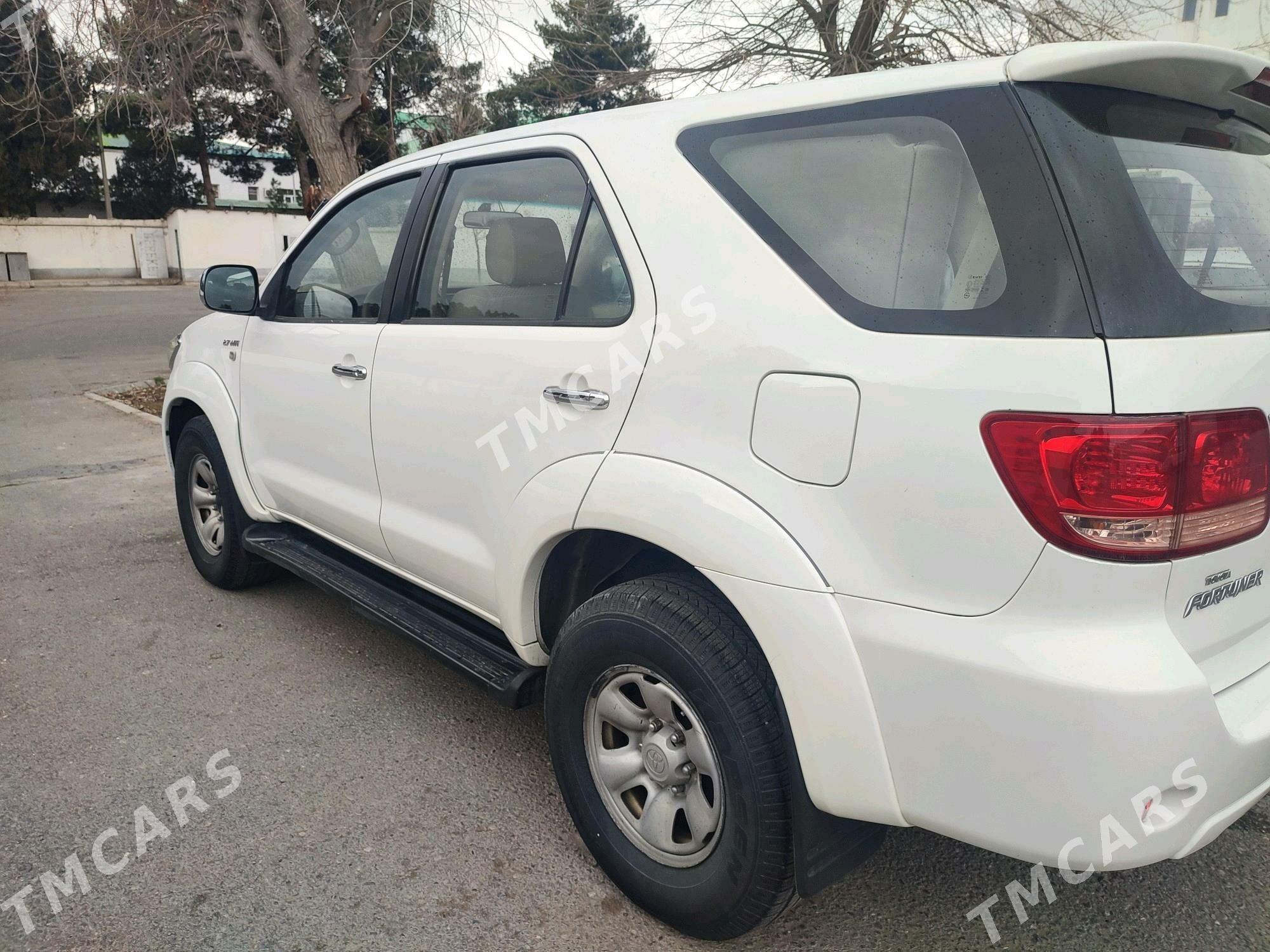 Toyota Fortuner 2008 - 230 000 TMT - Aşgabat - img 3