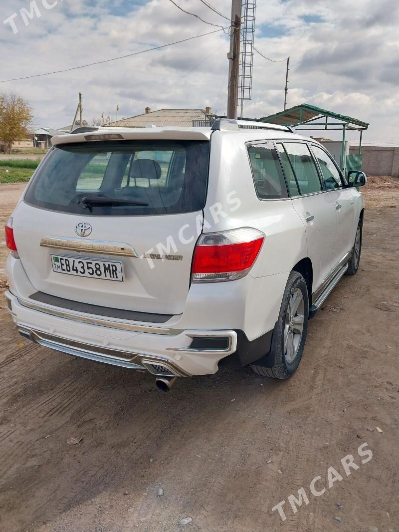 Toyota Highlander 2013 - 300 000 TMT - Mary - img 2