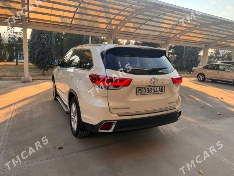 Toyota Highlander 2017 - 599 000 TMT - Мары - img 4