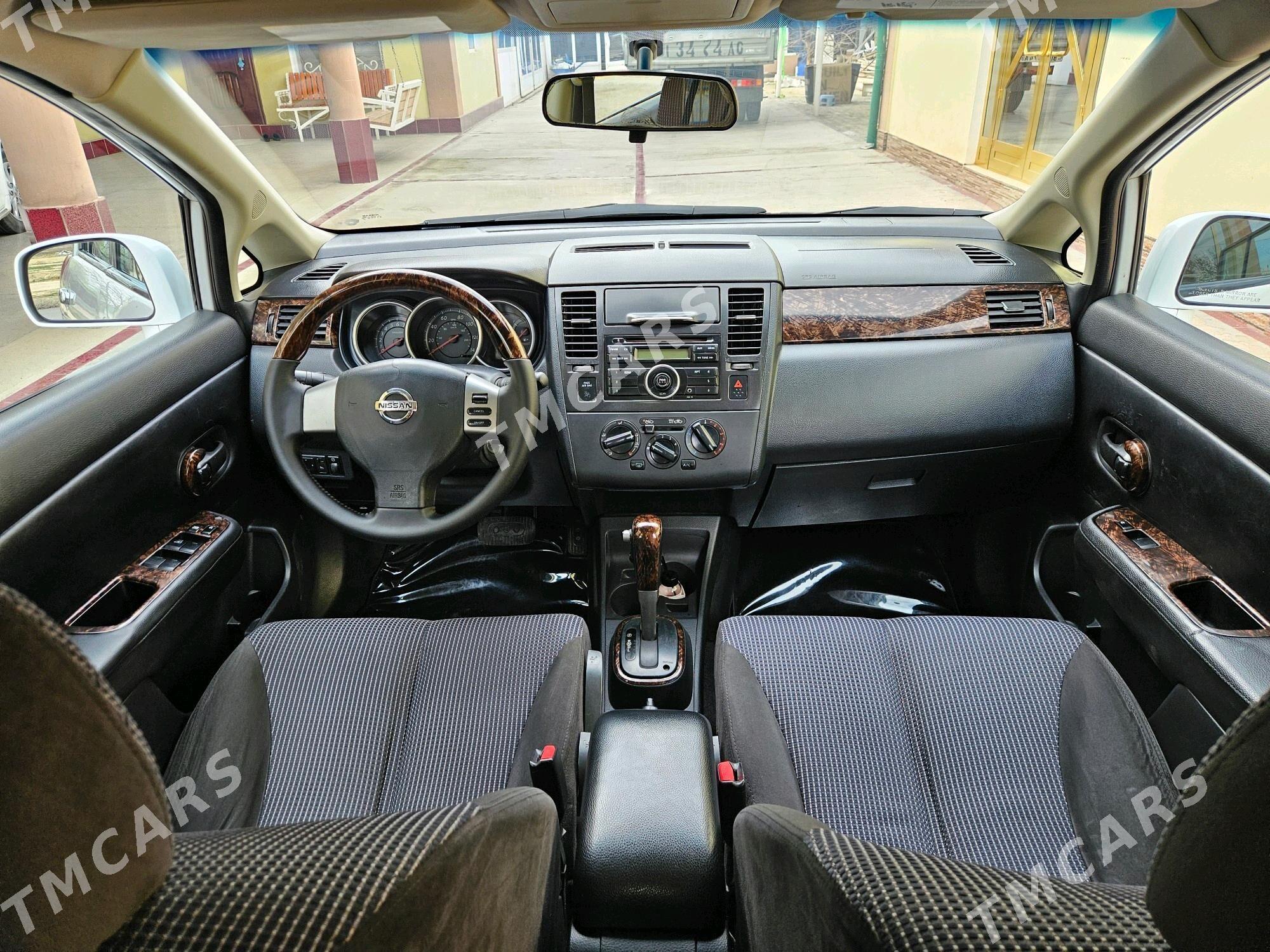 Nissan Versa 2010 - 117 000 TMT - Ашхабад - img 8