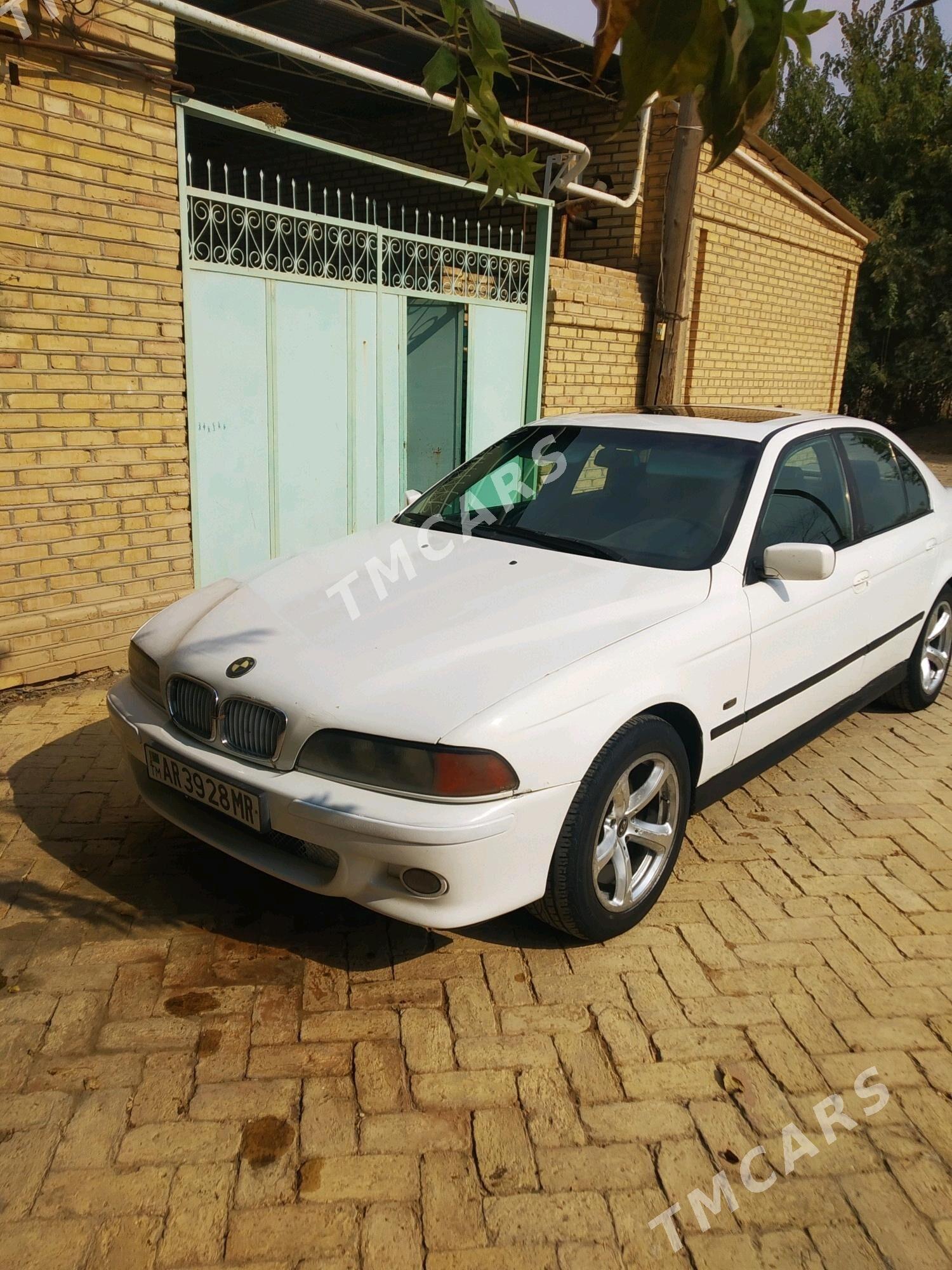 BMW E39 1999 - 60 000 TMT - Ýolöten - img 2