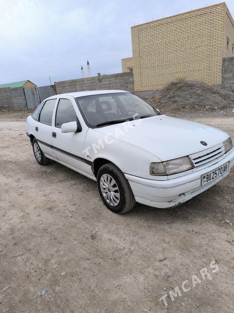 Opel Vectra 1990 - 27 000 TMT - Кака - img 6