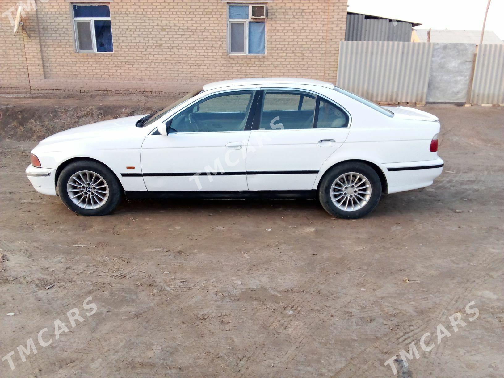 BMW 528 1996 - 60 000 TMT - Саят - img 4