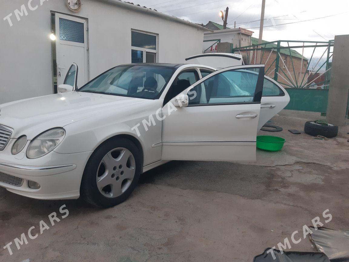 Mercedes-Benz E320 2003 - 115 000 TMT - Türkmenbaşy - img 5