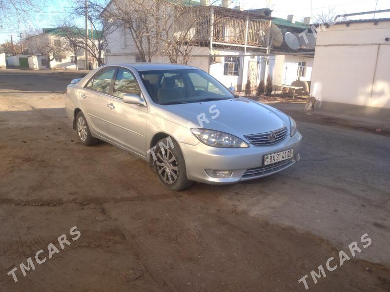 Toyota Camry 2003 - 135 000 TMT - Дашогуз - img 2