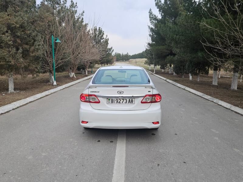 Toyota Corolla 2011 - 143 000 TMT - Гёкдепе - img 5