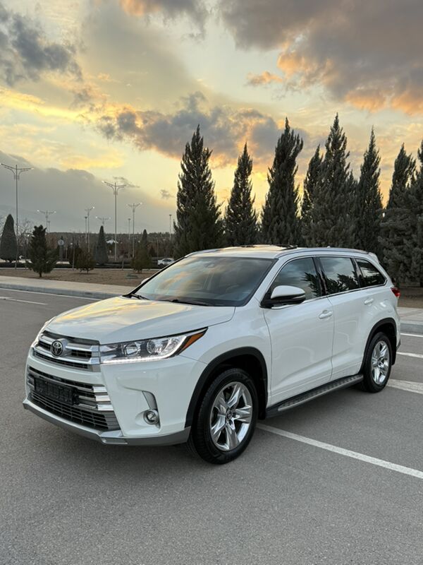 Toyota Highlander 2019 - 560 000 TMT - 30 мкр - img 3