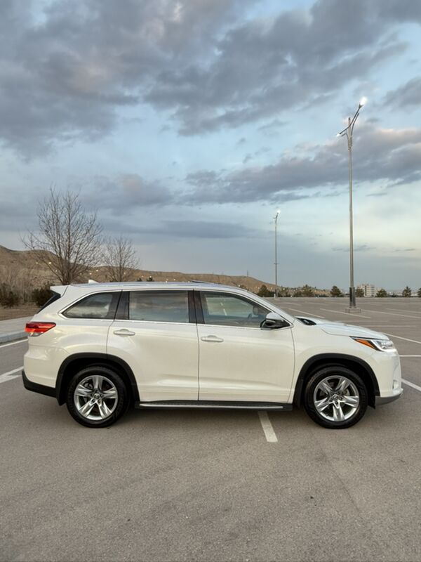 Toyota Highlander 2019 - 560 000 TMT - 30 мкр - img 4