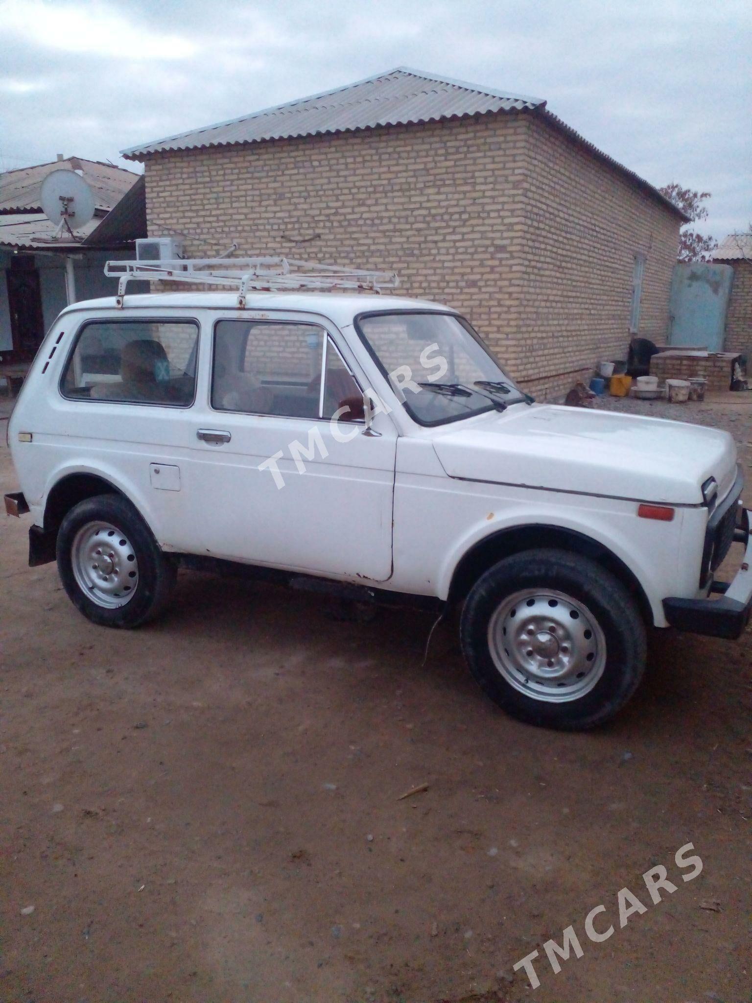 Lada Niva 1983 - 17 000 TMT - Бабадайхан - img 4