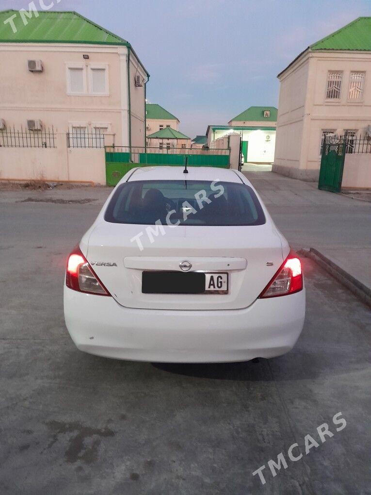 Nissan Versa 2012 - 93 000 TMT - Чоганлы - img 4