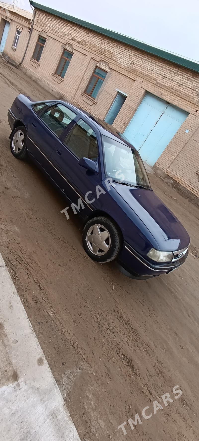 Opel Vectra 1992 - 40 000 TMT - Farap - img 7