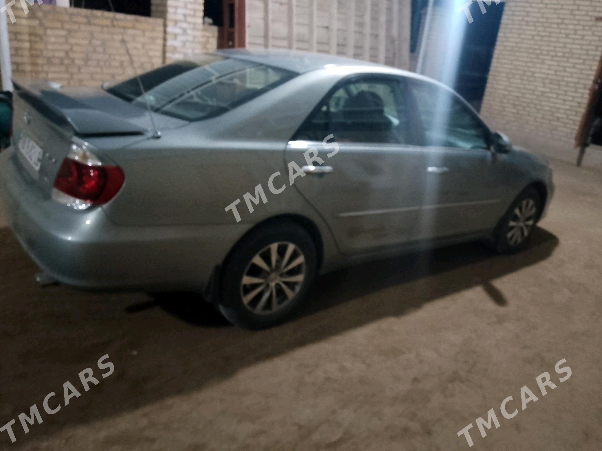 Toyota Camry 2004 - 160 000 TMT - Garabekewül - img 3