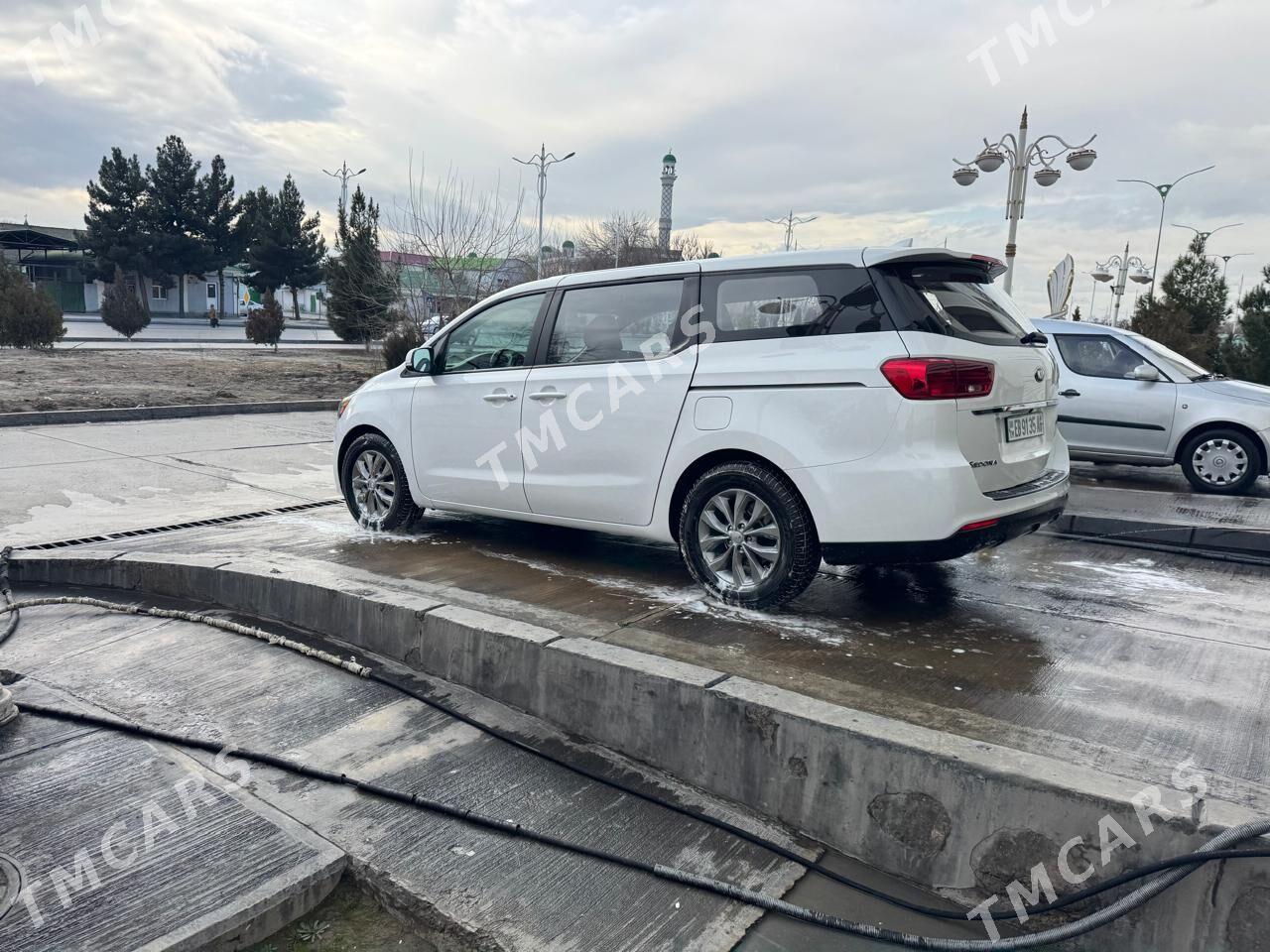 Kia Sedona 2019 - 300 000 TMT - Hitrowka - img 5