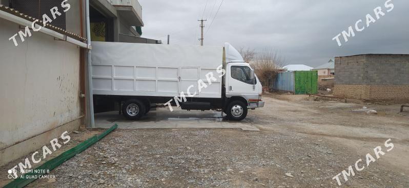 Mitsubishi Canter 2003 - 300 000 TMT - Kaka - img 2