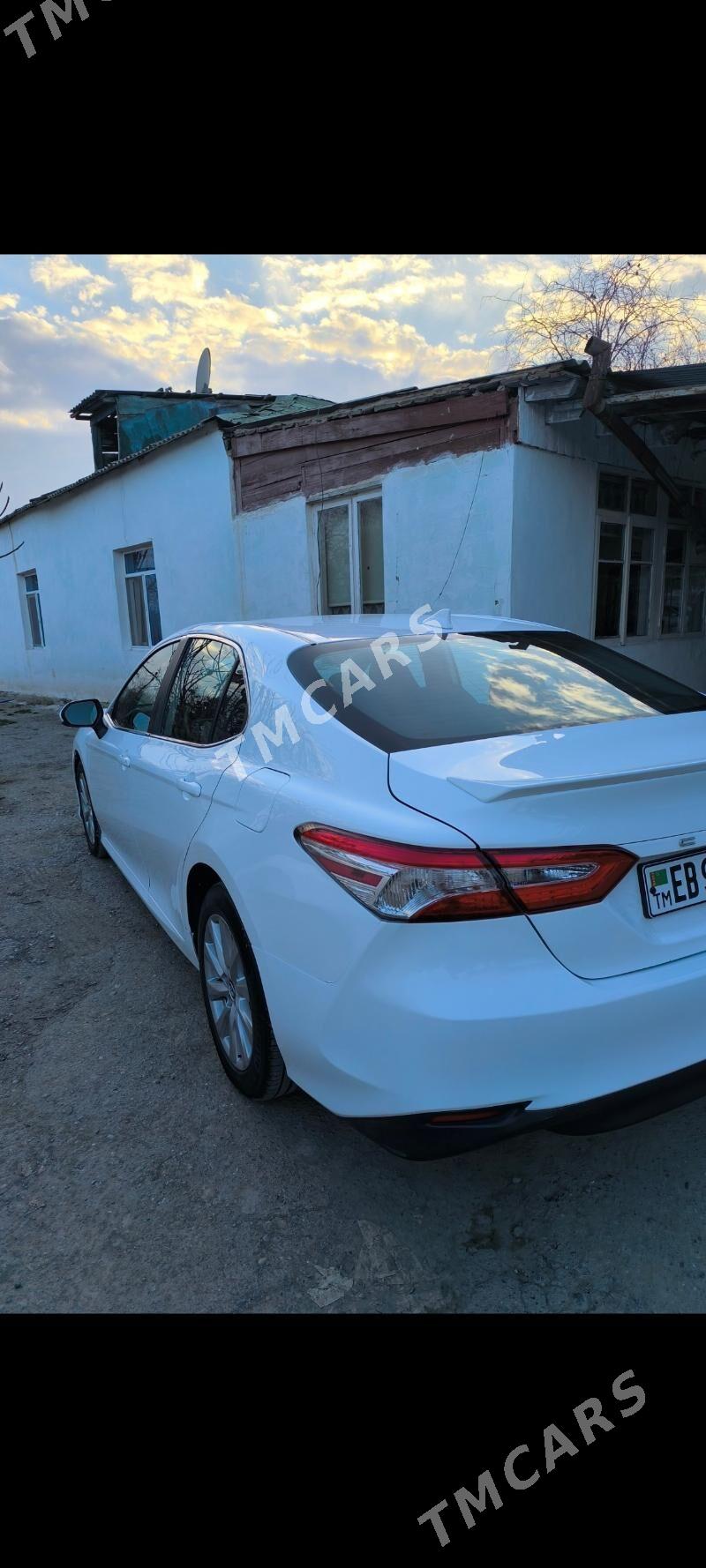 Toyota Camry 2019 - 330 000 TMT - Ашхабад - img 3