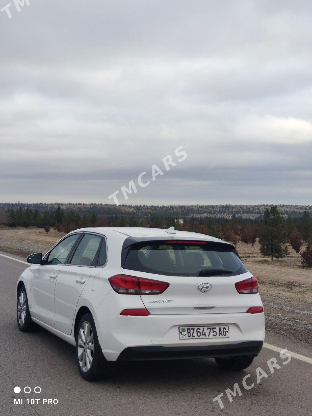 Hyundai Elantra 2018 - 168 000 TMT - Aşgabat - img 3