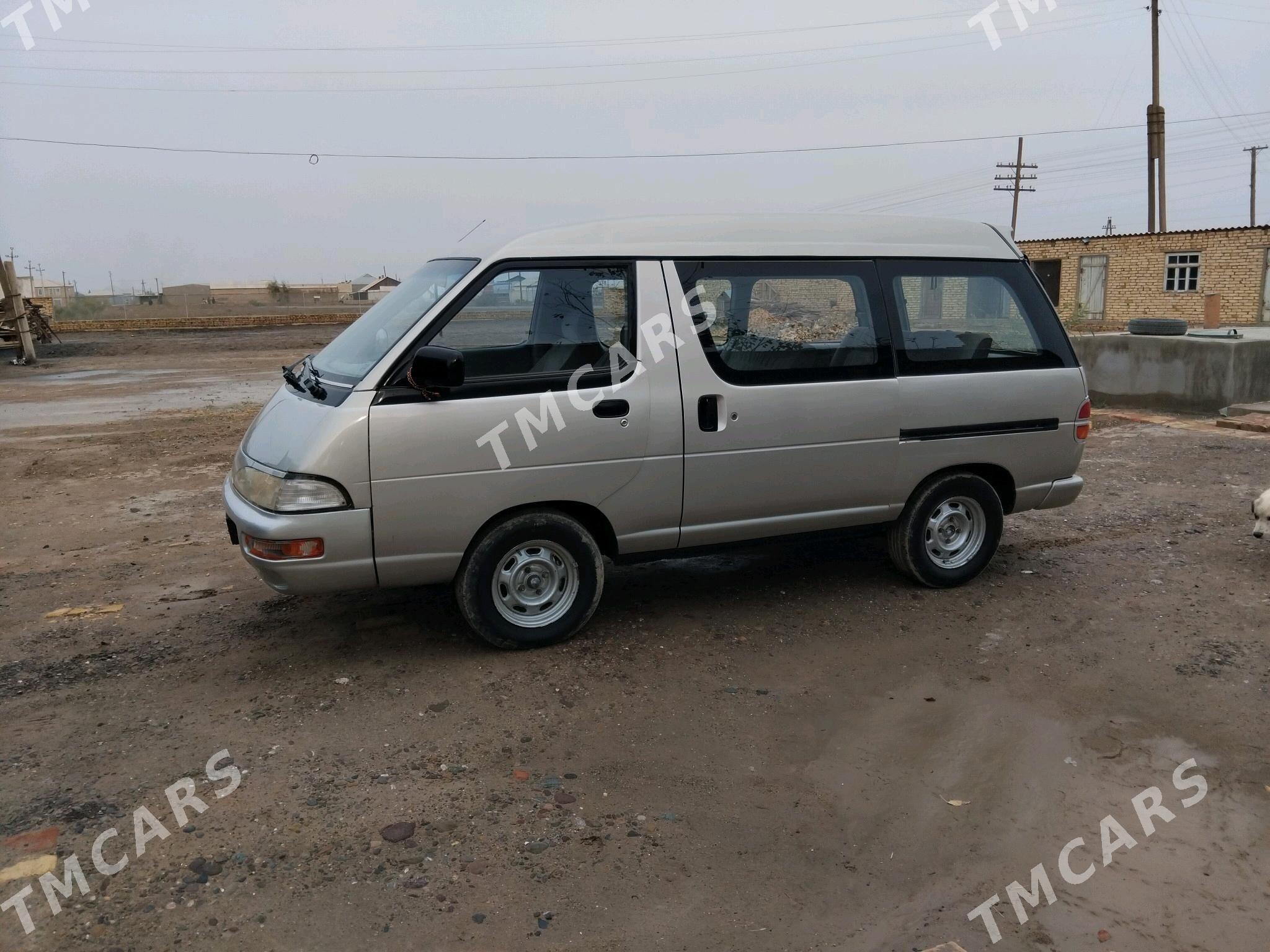 Toyota Town Ace 1995 - 37 000 TMT - Туркменабат - img 3