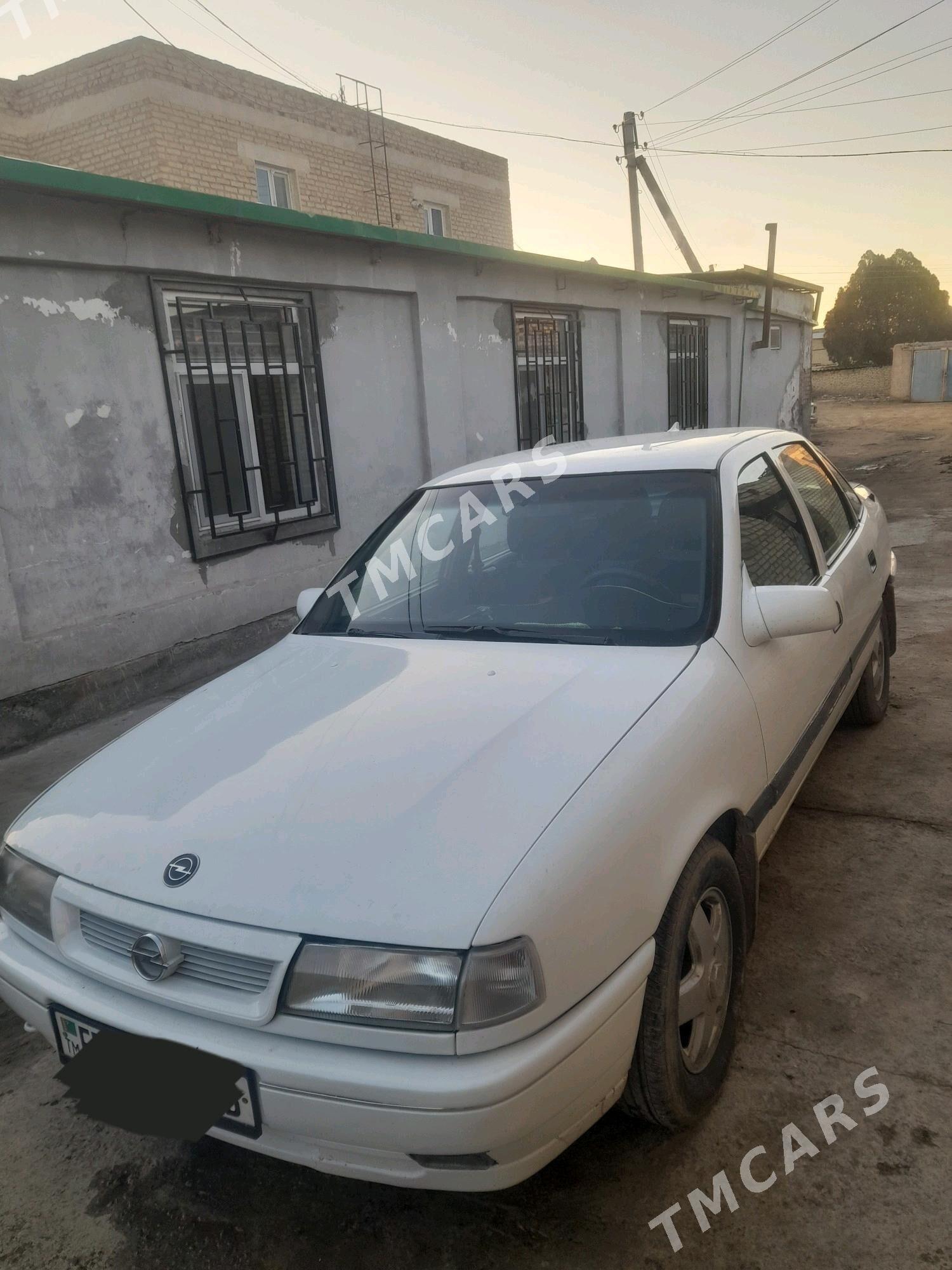 Opel Vectra 1991 - 38 000 TMT - Дянев - img 2