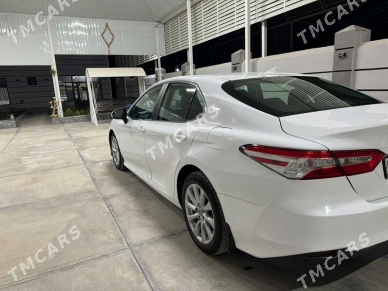 Toyota Camry 2019 - 300 000 TMT - Гёкдепе - img 7