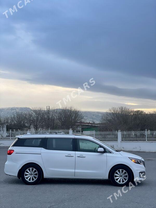 Kia Sedona 2015 - 331 000 TMT - Ашхабад - img 2