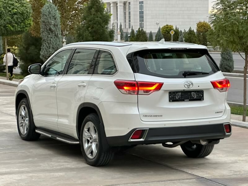 Toyota Highlander 2018 - 490 000 TMT - Ашхабад - img 4