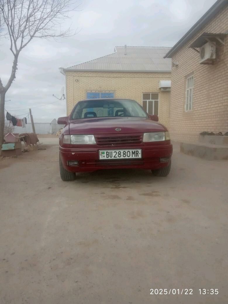 Opel Vectra 1990 - 25 000 TMT - Мургап - img 5