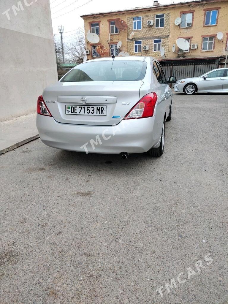 Nissan Versa 2012 - 110 000 TMT - Mary - img 4