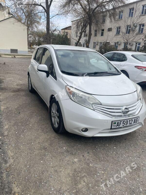 Nissan Versa Note 2014 - 115 000 TMT - Кипджак - img 4