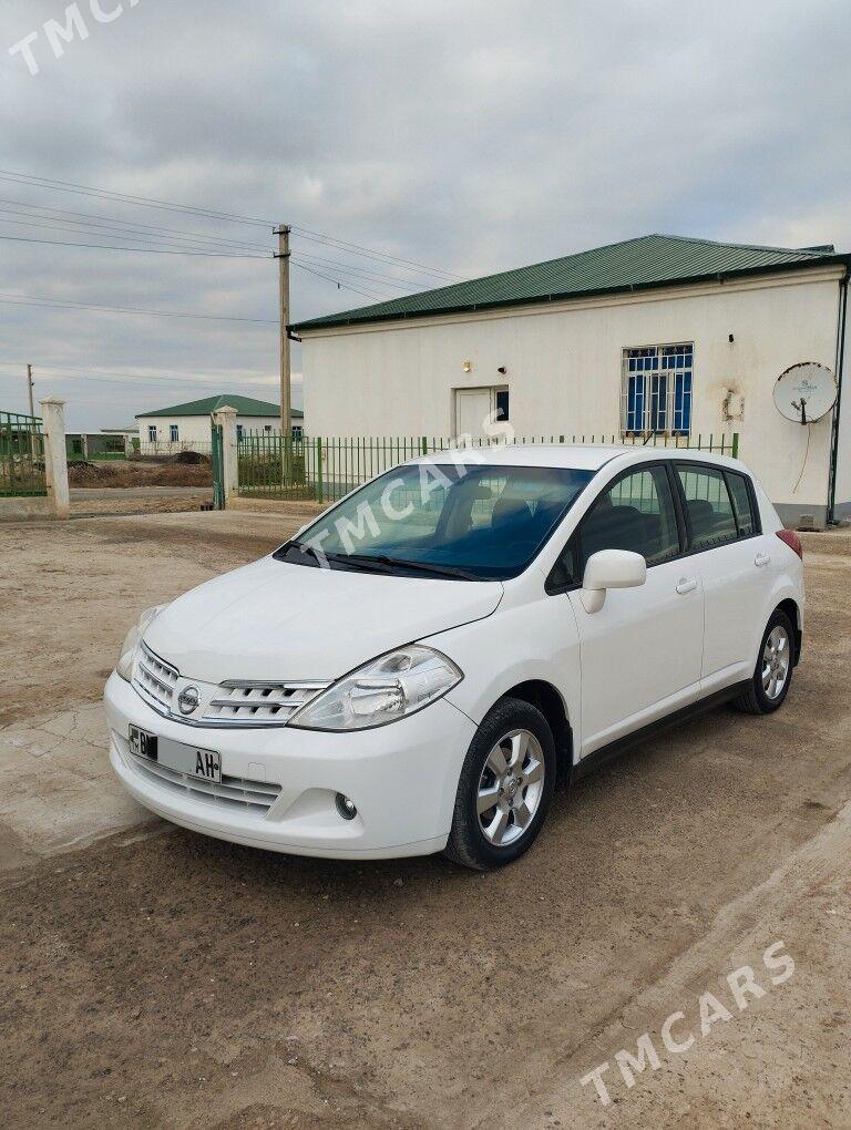 Nissan Versa 2010 - 113 000 TMT - Анев - img 2