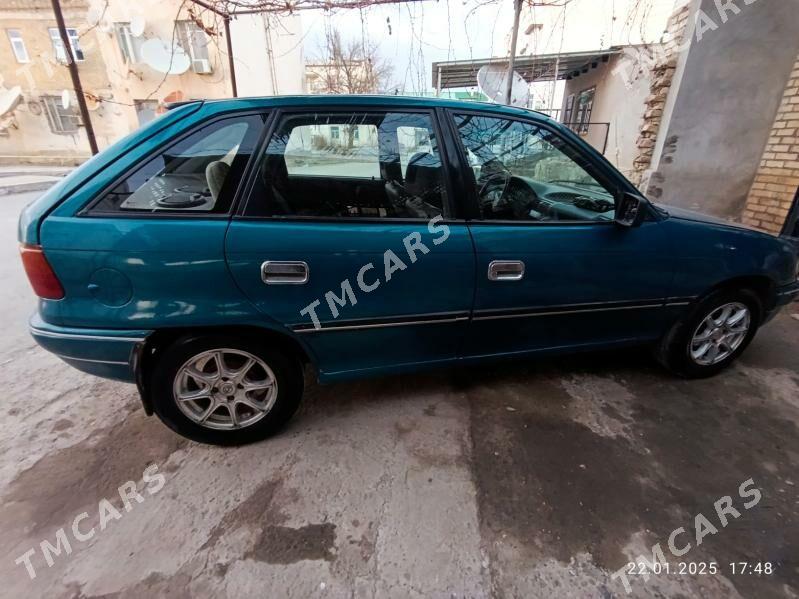 Opel Astra 1992 - 30 000 TMT - Türkmenabat - img 2