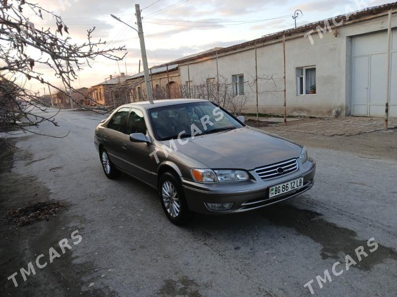 Toyota Camry 1999 - 120 000 TMT - Çärjew - img 2