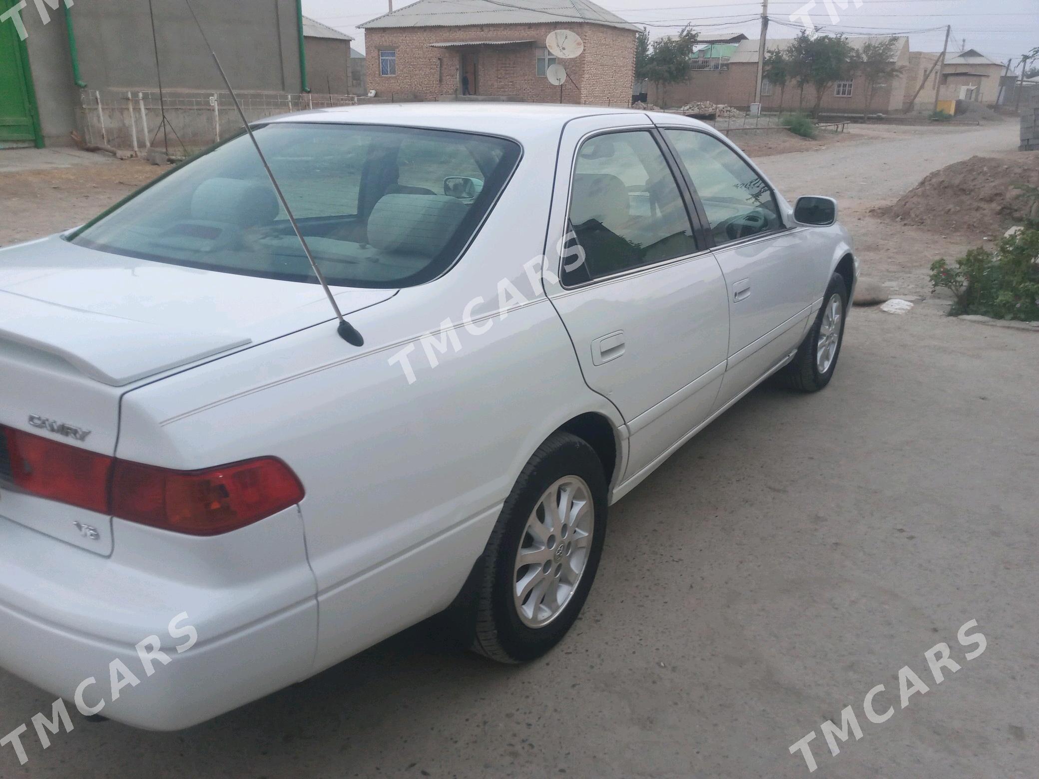 Toyota Camry 2001 - 130 000 TMT - Tejen - img 5