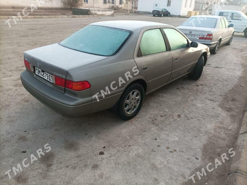 Toyota Camry 2000 - 138 000 TMT - Кёнеургенч - img 7