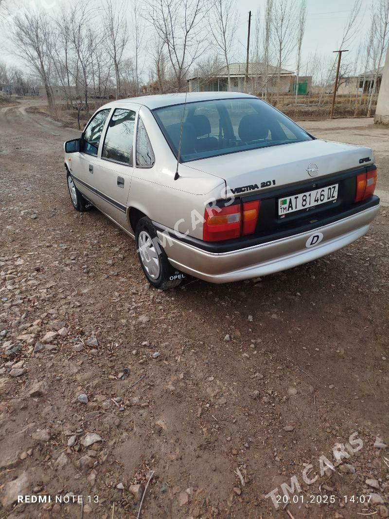 Opel Vectra 1993 - 37 000 TMT - Губадаг - img 2