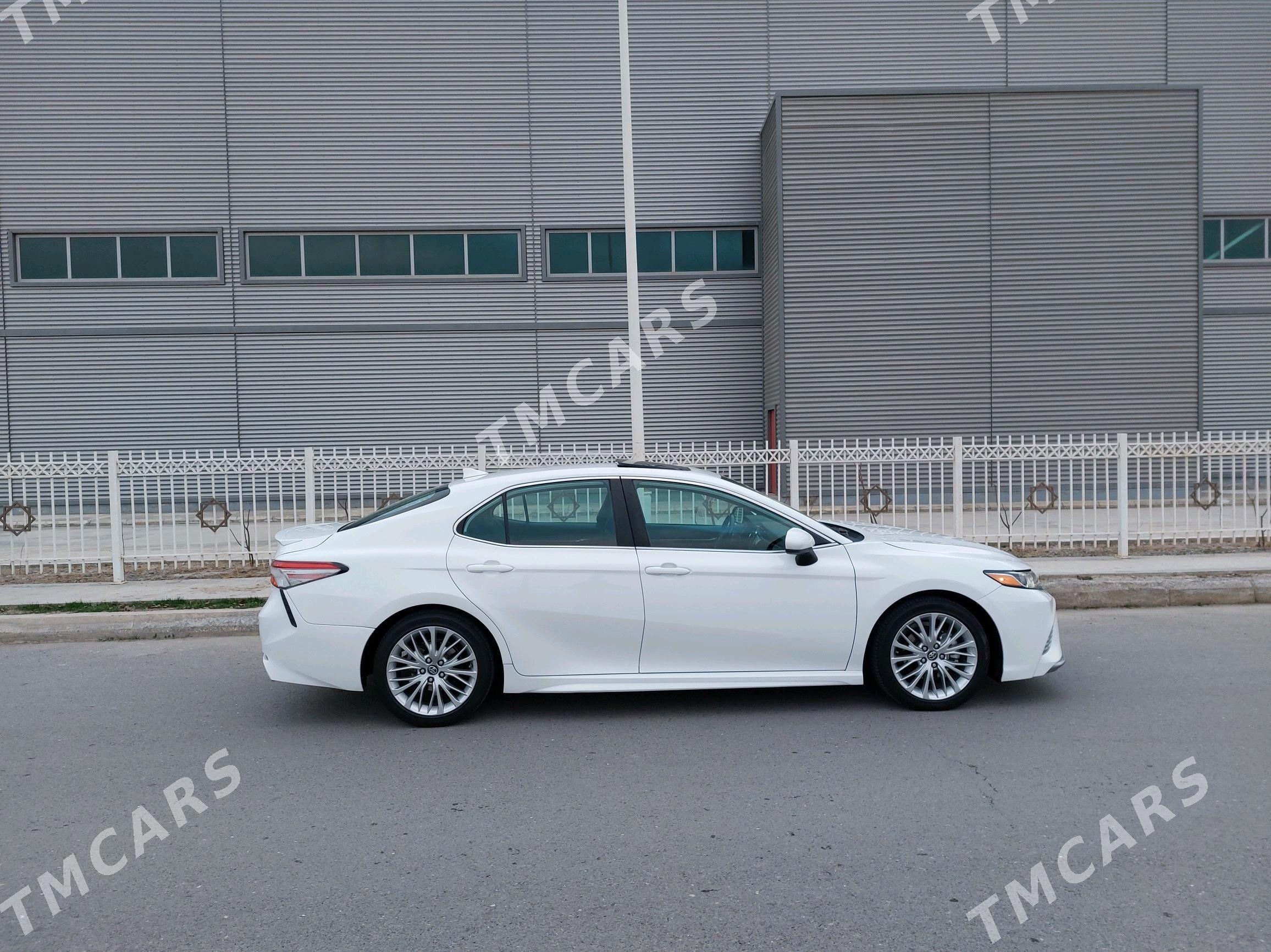 Toyota Camry 2019 - 340 000 TMT - Aşgabat - img 8