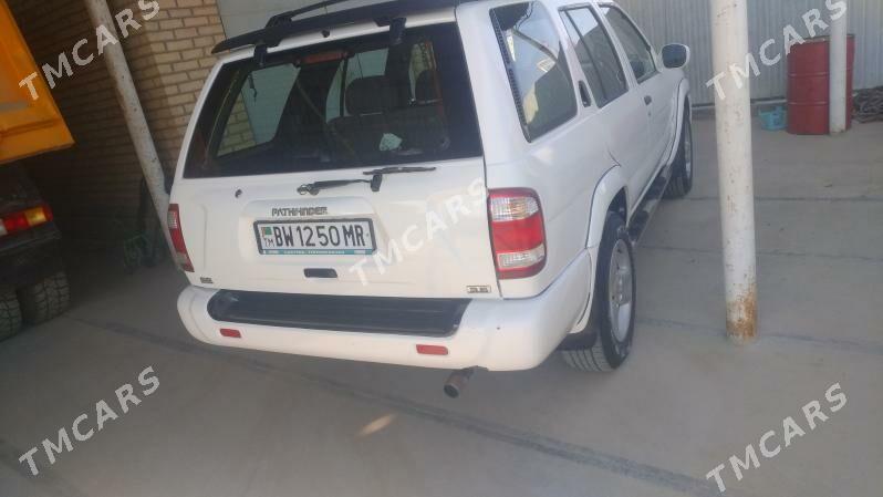 Nissan Pathfinder 2001 - 100 000 TMT - Murgap - img 3