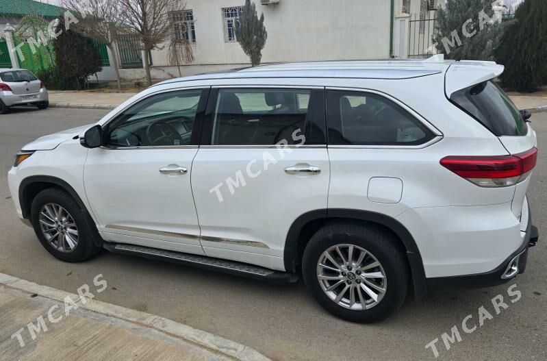 Toyota Highlander 2018 - 433 000 TMT - Ашхабад - img 4