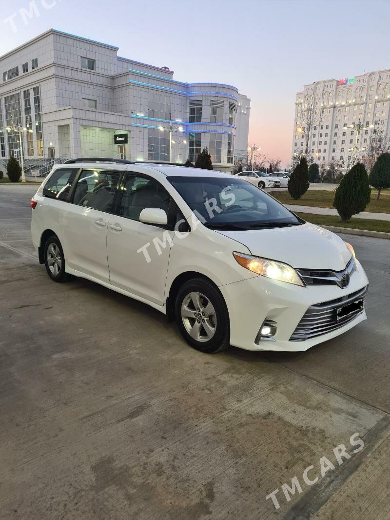 Toyota Sienna 2018 - 355 000 TMT - Ашхабад - img 4