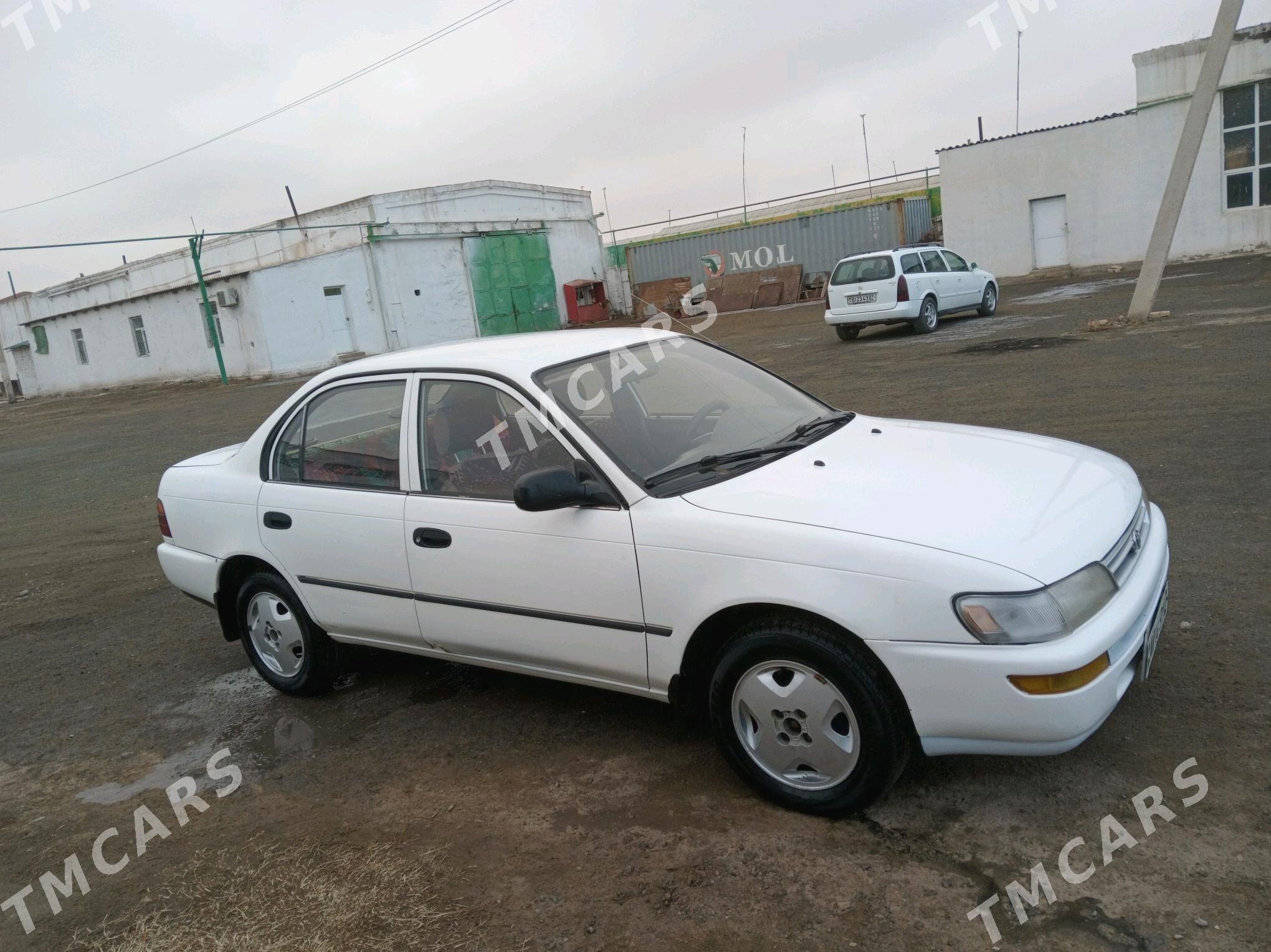 Toyota Corolla 1994 - 50 000 TMT - Гурбансолтан Едже - img 2