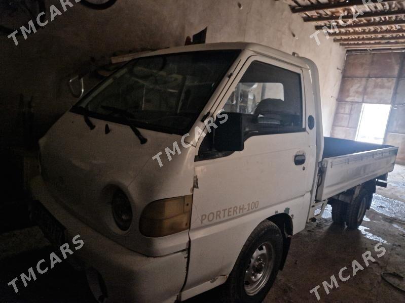 Hyundai H-1 1999 - 60 000 TMT - Гурбансолтан Едже - img 2