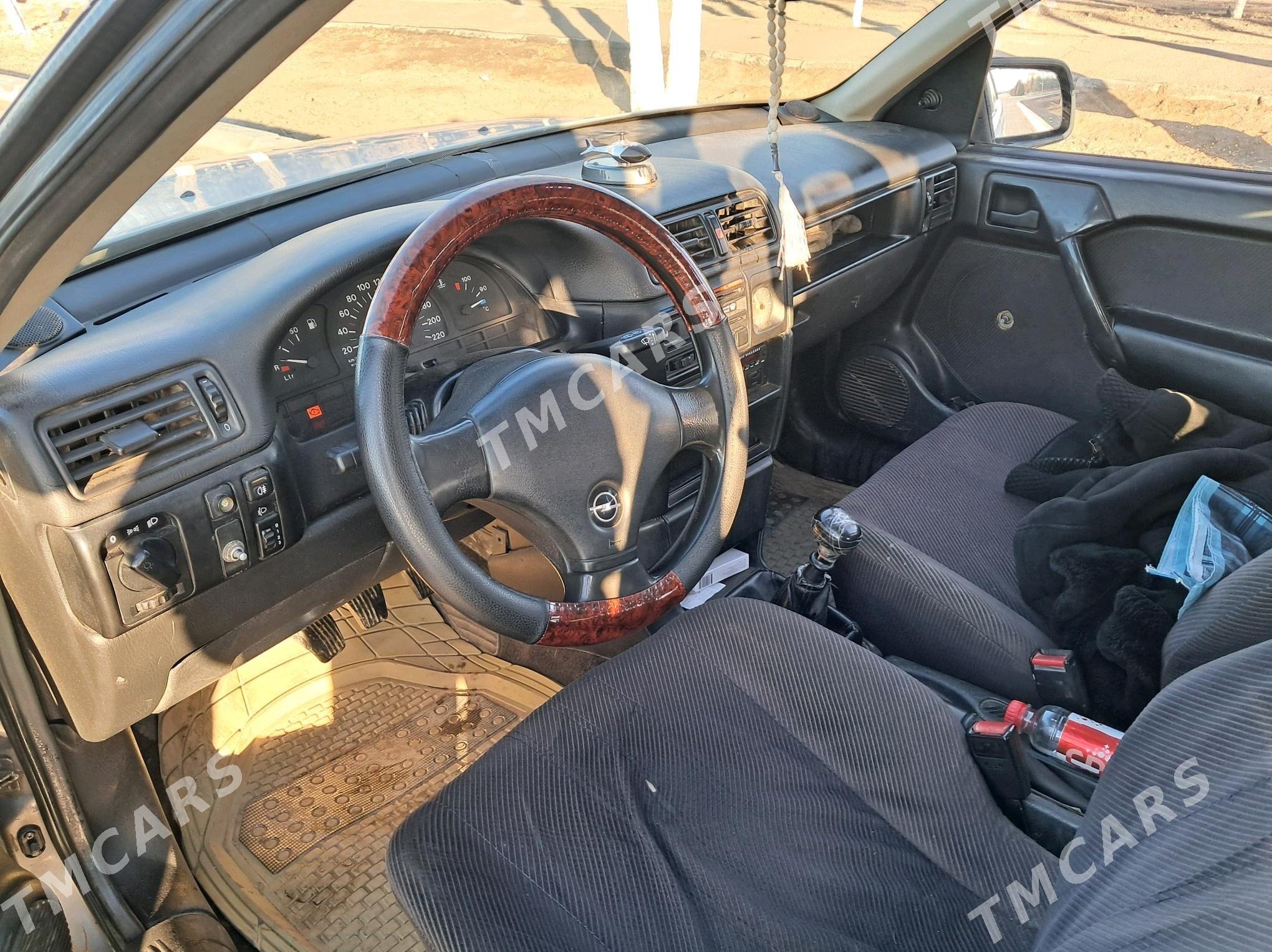 Opel Vectra 1991 - 26 000 TMT - Дашогуз - img 2