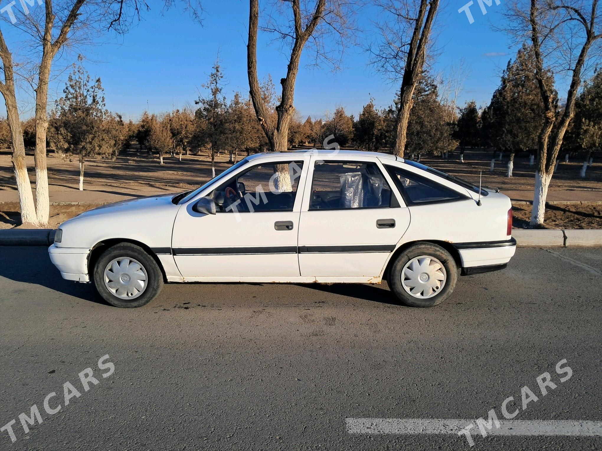 Opel Vectra 1991 - 26 000 TMT - Дашогуз - img 3